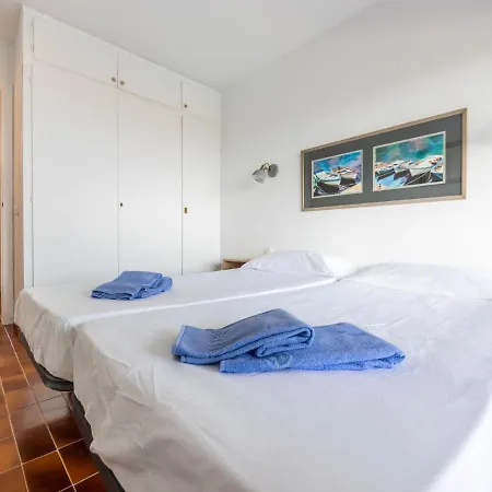 Constel-lacio By Interhome